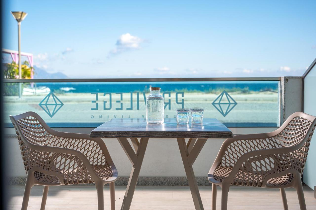 Privilege Luxury Living Sarti Bagian luar foto