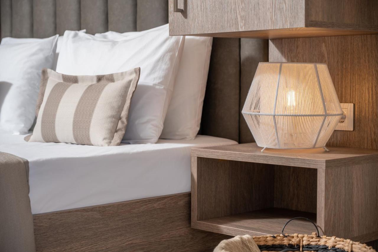 Privilege Luxury Living Sarti Bagian luar foto