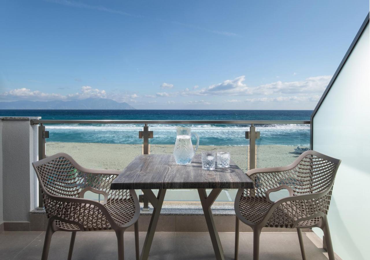 Privilege Luxury Living Sarti Bagian luar foto