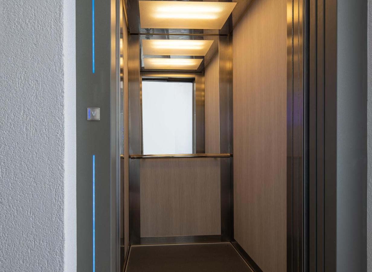 Privilege Luxury Living Sarti Bagian luar foto