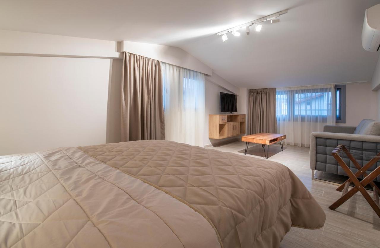 Privilege Luxury Living Sarti Bagian luar foto