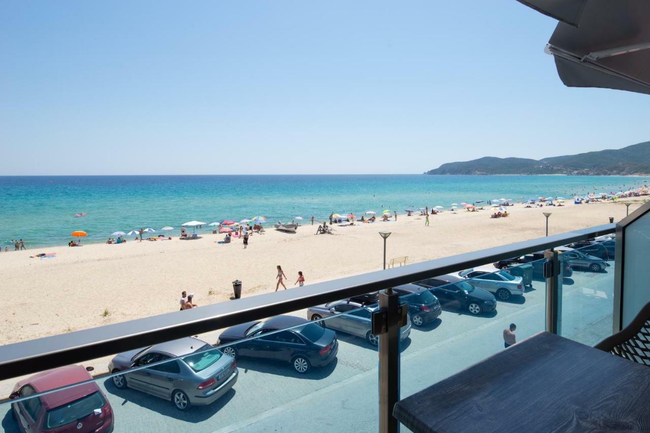 Privilege Luxury Living Sarti Bagian luar foto